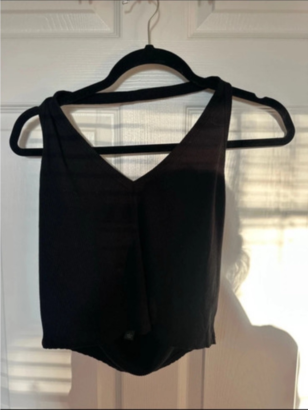 wild fable Black V-Neck Cropped Tank